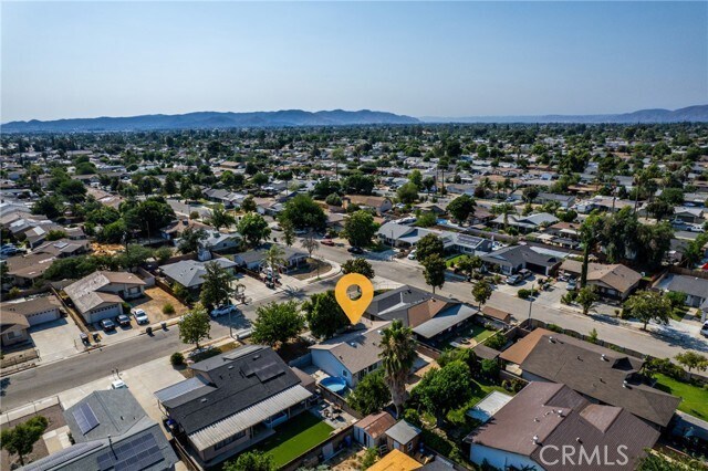 Building Photo - 910 Marlyce Ln