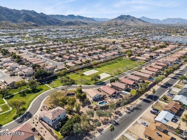 Building Photo - 1014 E Milada Dr