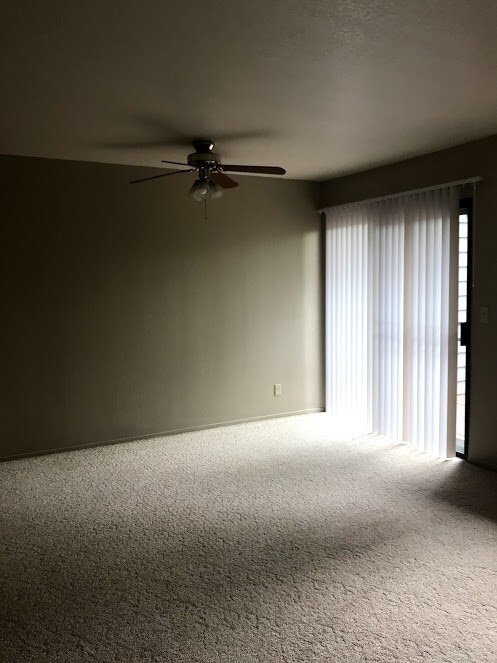 Building Photo - Spacious Jackson Townhome