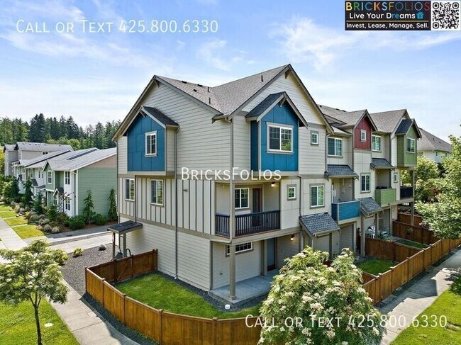 Building Photo - Discover Your Dream Corner Townhome in Olympia