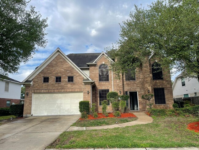 Building Photo - 9323 Willow Crossing Dr