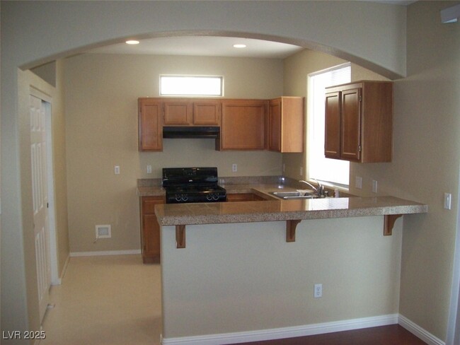 Building Photo - 4232 S Sugar Dr