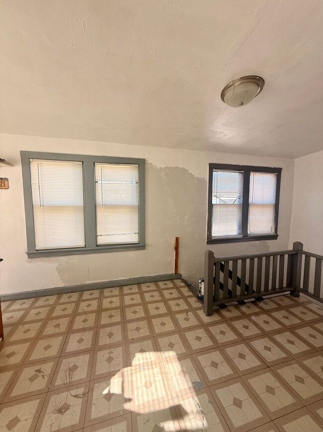 Building Photo - 1113 Ferguson St