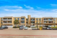 Building Photo - 3030 Suncrest Dr