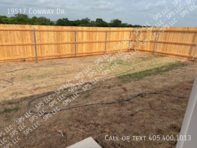 Building Photo - 19517 Conway Dr