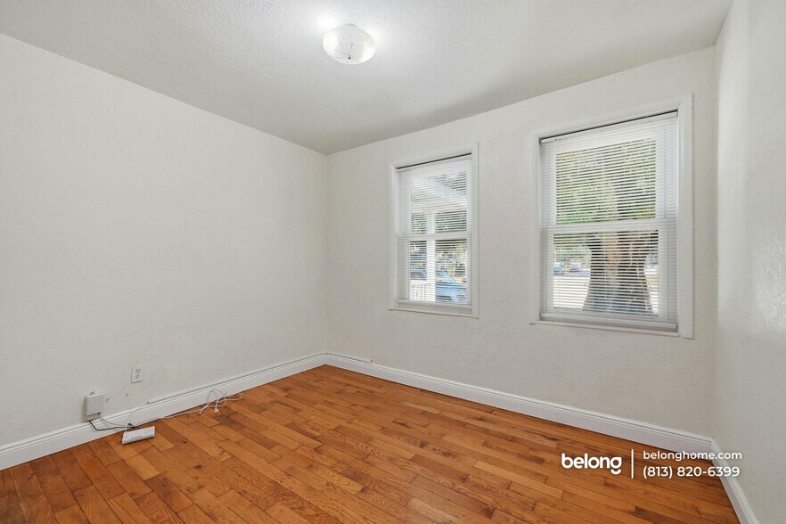 Building Photo - 2701 S Manhattan Ave