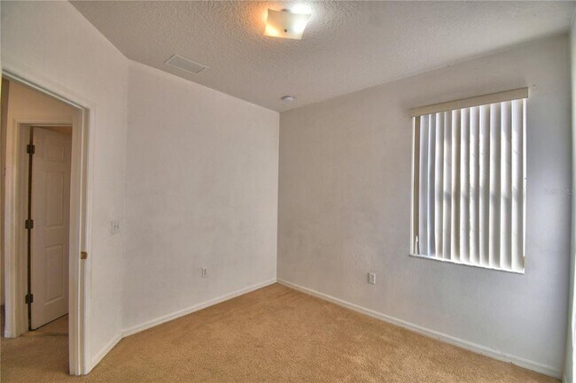 Building Photo - 439 Churchill Ct