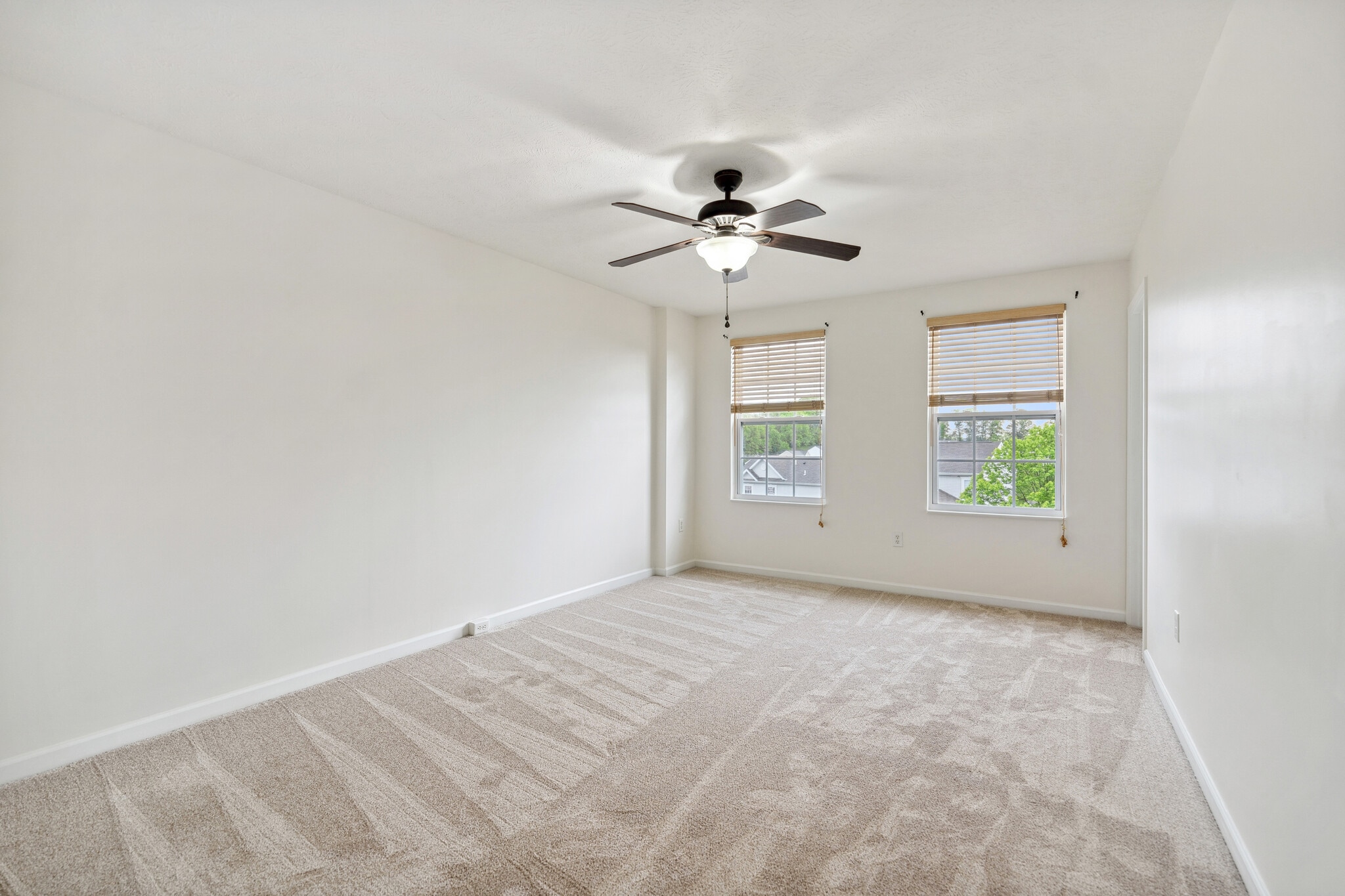 Building Photo - 1228 Gneiss Dr