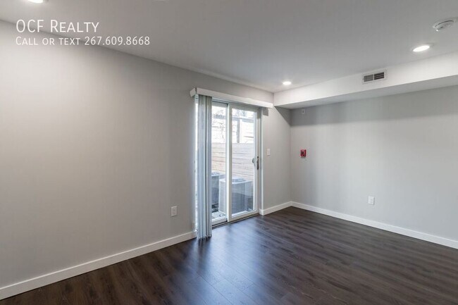 Building Photo - 749 N 20th St