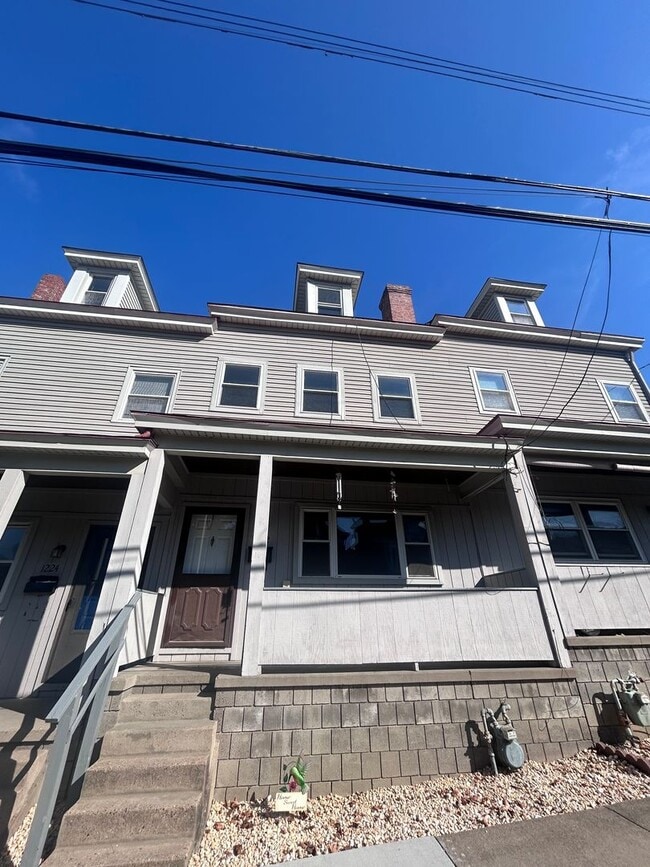 Primary Photo - 1220-1224 Termon Ave