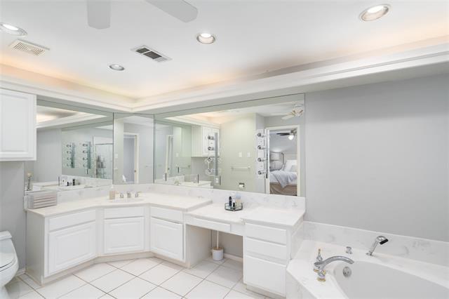 Building Photo - 6732 Hillwood Ln