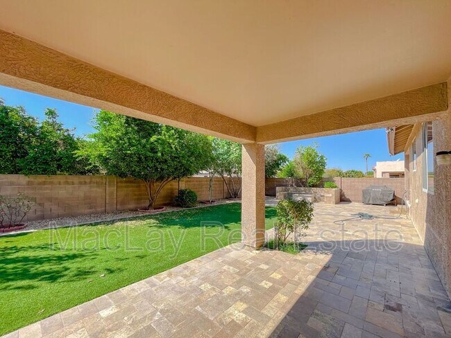 Building Photo - 1615 W Enfield Way