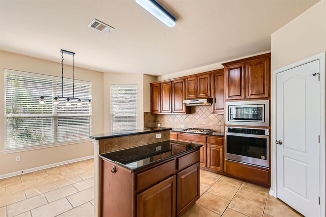 Building Photo - 7701 Crackling Creek Dr