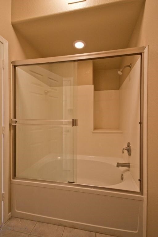 Master Bathroom Shower - 435 W Rio Salado Pky