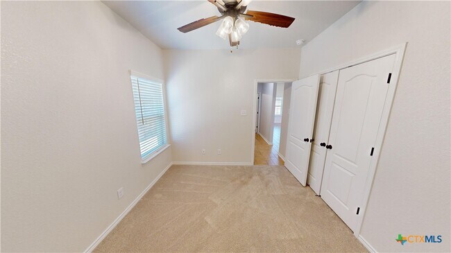 Building Photo - 808 Dred Roger Circle