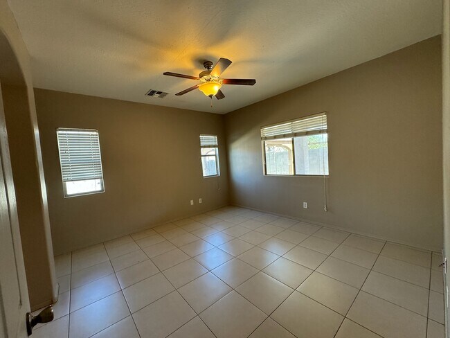 Building Photo - 1647 S 170th Ave