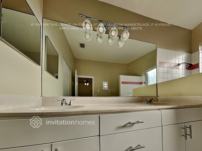 Building Photo - 18216 SW 4th St