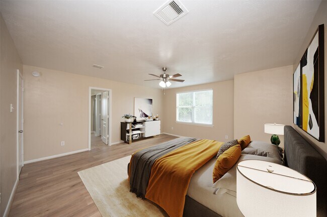 Building Photo - 20510 Raincrest Dr