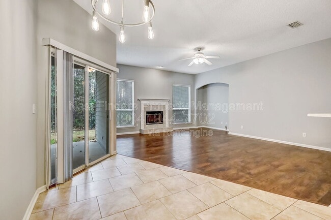 Building Photo - 4613 W Catbrier Ct