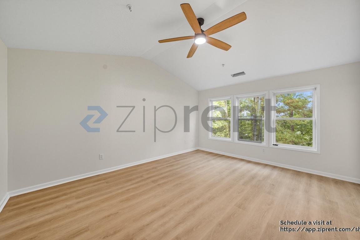Building Photo - 1632 Caswell Pkwy