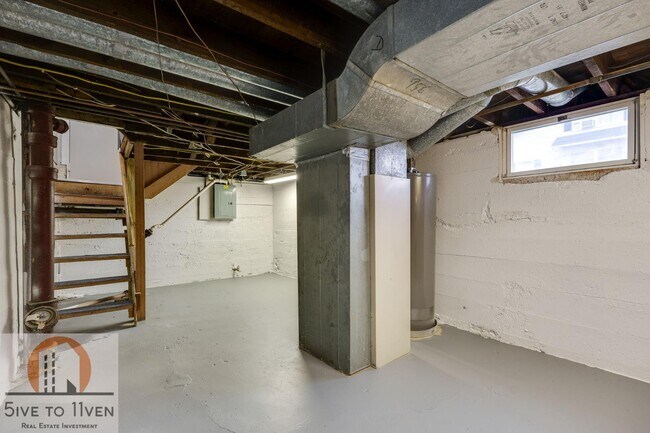 Building Photo - 1203 Arbor Ave