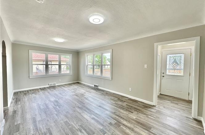 Building Photo - 2303 Maple St