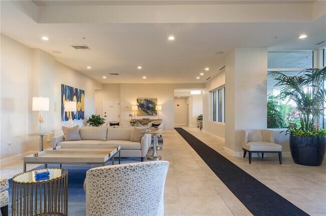 Building Photo - 371 Channelside Walk Way