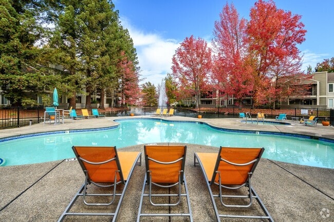 Building Photo - Harbor Oaks Apartments