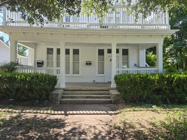 Primary Photo - 1228 Virginia Blvd