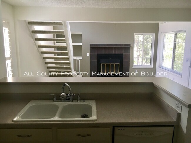 Building Photo - Powderhorn Condo with Loft