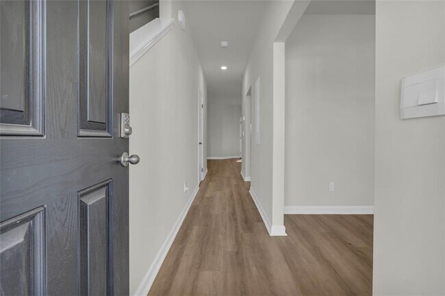 Building Photo - 4289 Arcadia Dr