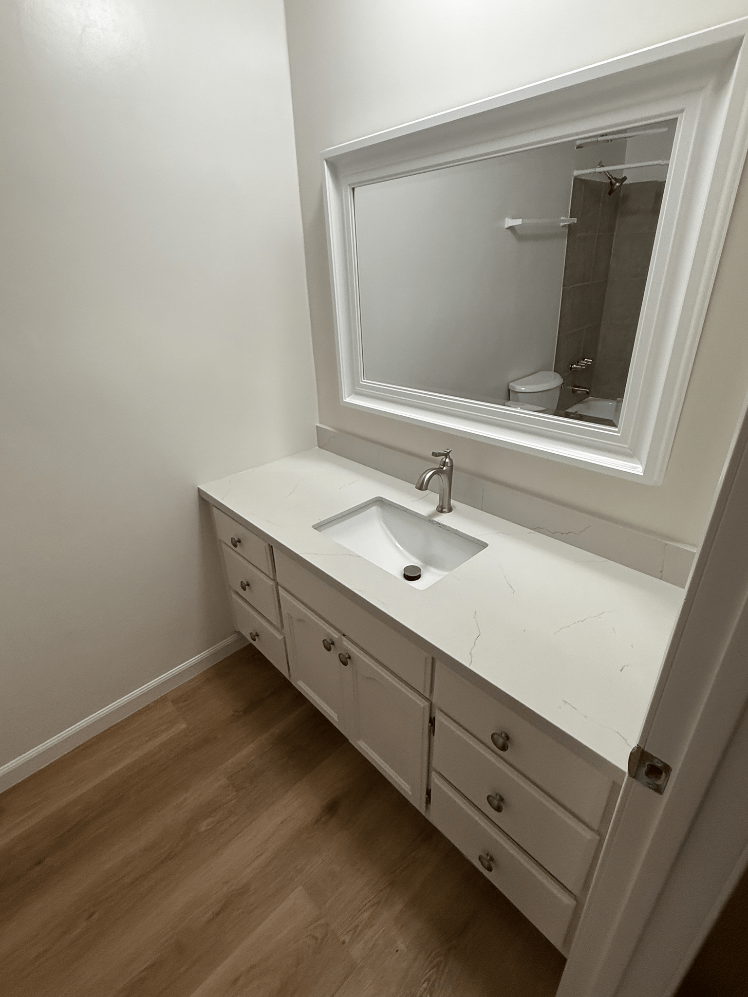 Bathroom - Sink - 525 Jacmar Dr