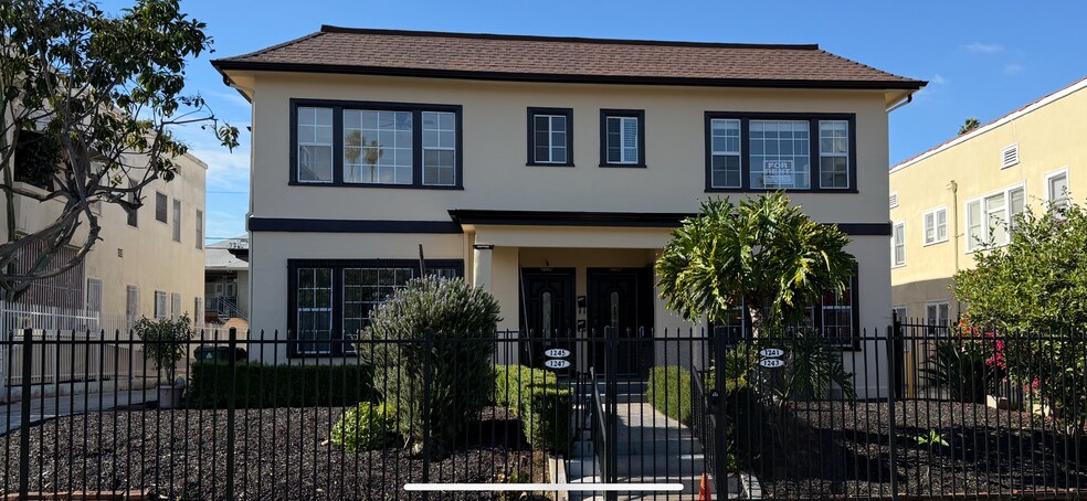 Primary Photo - 1241 4th Ave