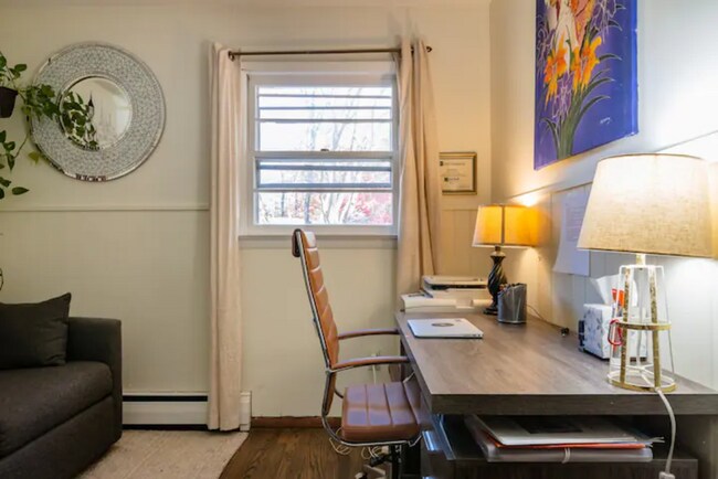 Building Photo - 22 Whitney Dr