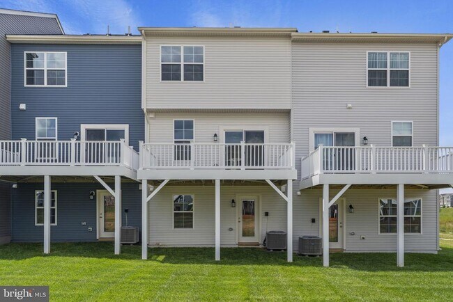 Building Photo - 160 Winterplace Dr