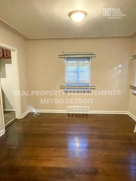 Building Photo - 18935 Indiana St