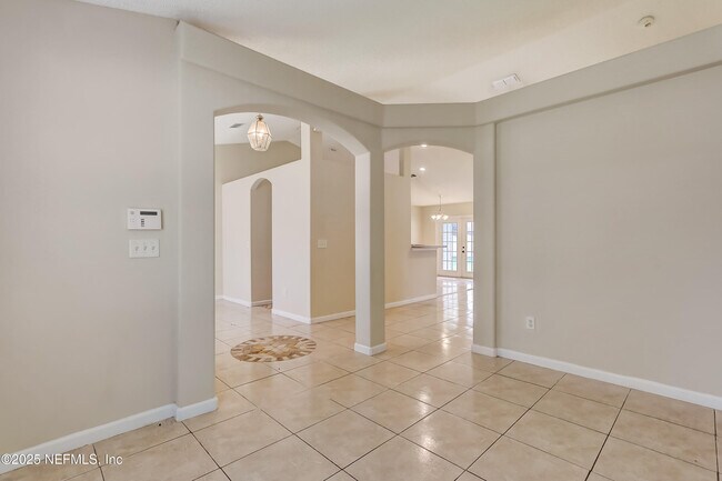 Building Photo - 9703 Cedar Ridge Dr W