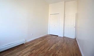 Building Photo - 870 Herkimer St