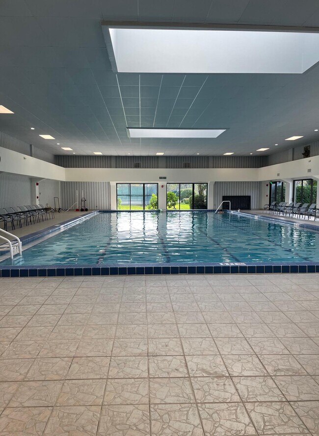 Building Photo - 14376 Amberly Ln