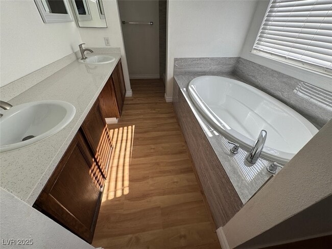 Building Photo - 6429 W Birchcrest Ct