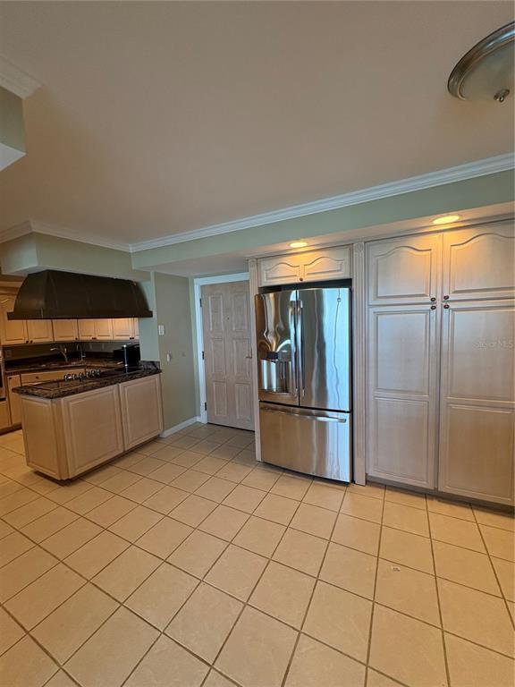 Building Photo - 675 S Gulfview Blvd