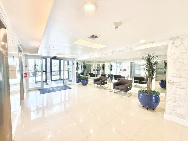 Building Photo - 1600 S Ocean Dr