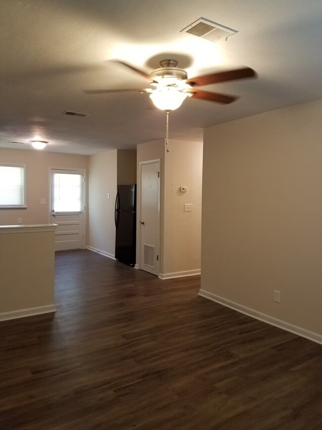 Building Photo - 120 Orange Ave