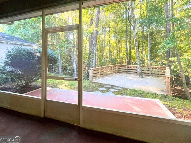 Building Photo - 107 Kathryne Bailey Dr
