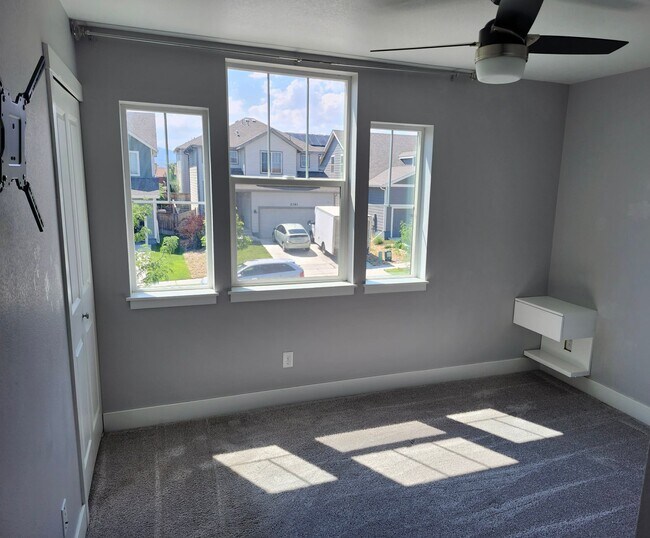 Building Photo - 2778 Tallgrass Ln