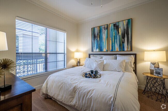 Building Photo - Limited Time Offer: $500 OFF!
