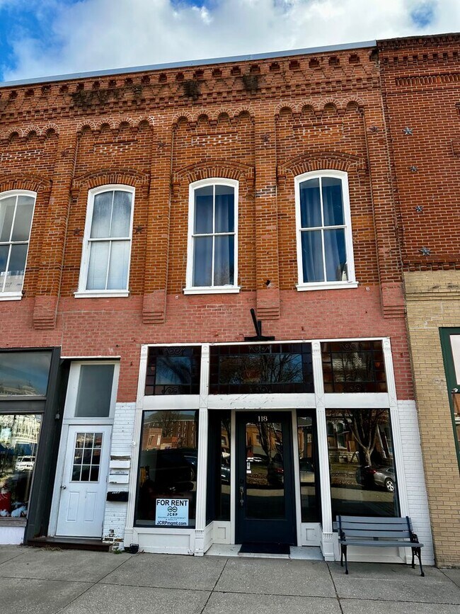 Building Photo - Commercial Space on the Square in Fayette