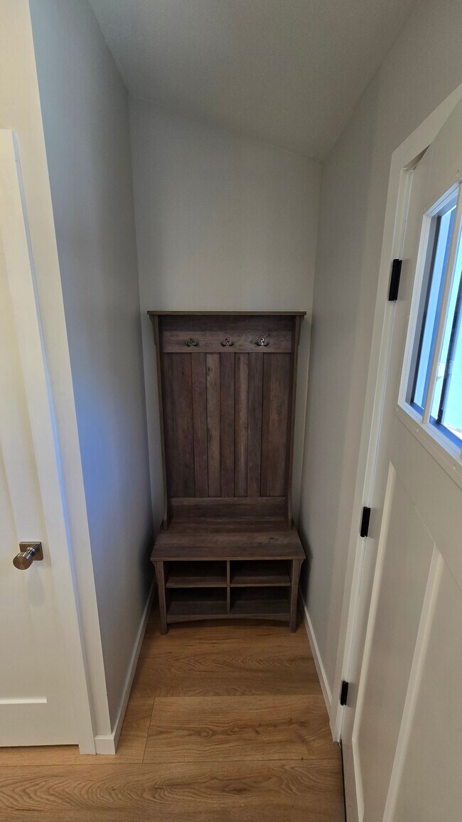 Building Photo - 738 Locust St