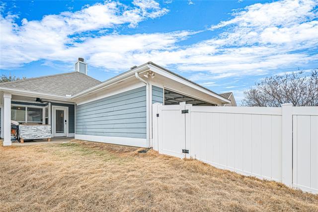 Building Photo - 1900 Freedom Ln