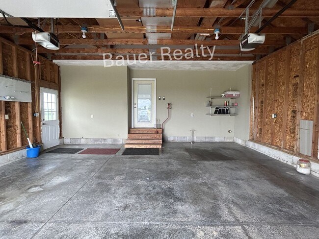 Building Photo - 5256 Champion Rd